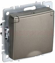 BRITE Розетка с заземлением с защитными шторками и крышкой 16А IP20 РСбш10-3-БрШ шампань BRITE Розетка с заземлением с защитными шторками и крышкой 16А IP20 РСбш10-3-БрШ шампань