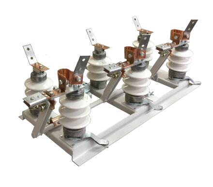 Разъединитель РЛНД-1-10-/400 УХЛ1 с приводом ПРНЗ-10